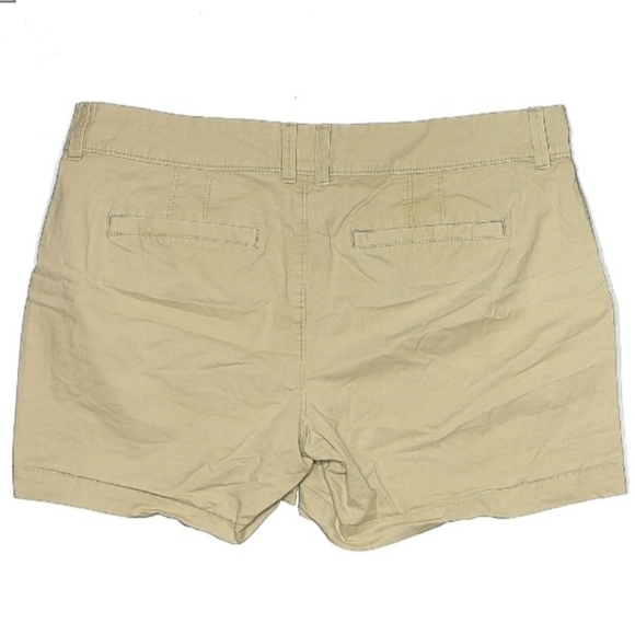 Old Navy Khaki Chino Shorts Women's Size  8 Everyday Summer Basic Neutral EUC - Picture 2 of 7
